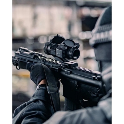 Kolimátor VORTEX STRIKEFIRE II Red Dot scope